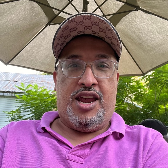 Meet your Posher, Khalid - Picture 1 of 1